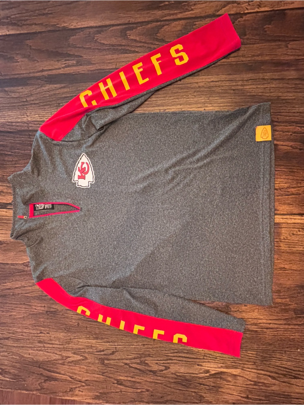 NFL Gray & Red Team Apparel Quarter-Zip